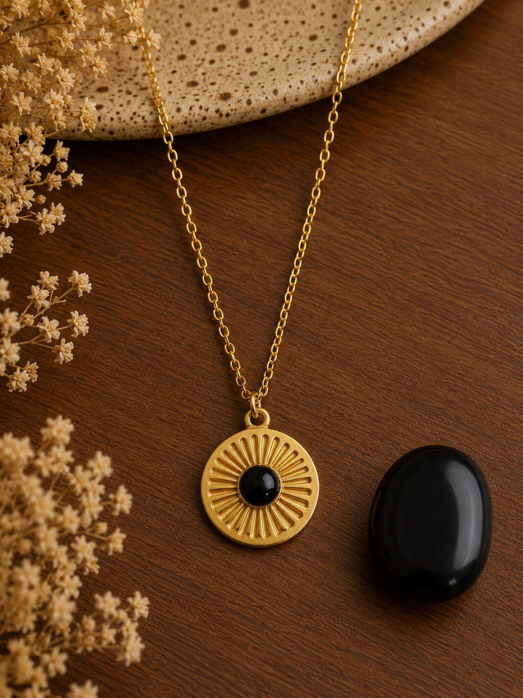 Collier doré – Onyx