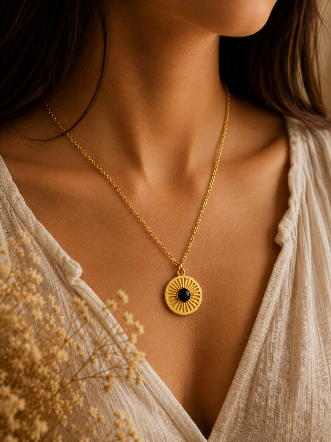 Collier doré – Onyx