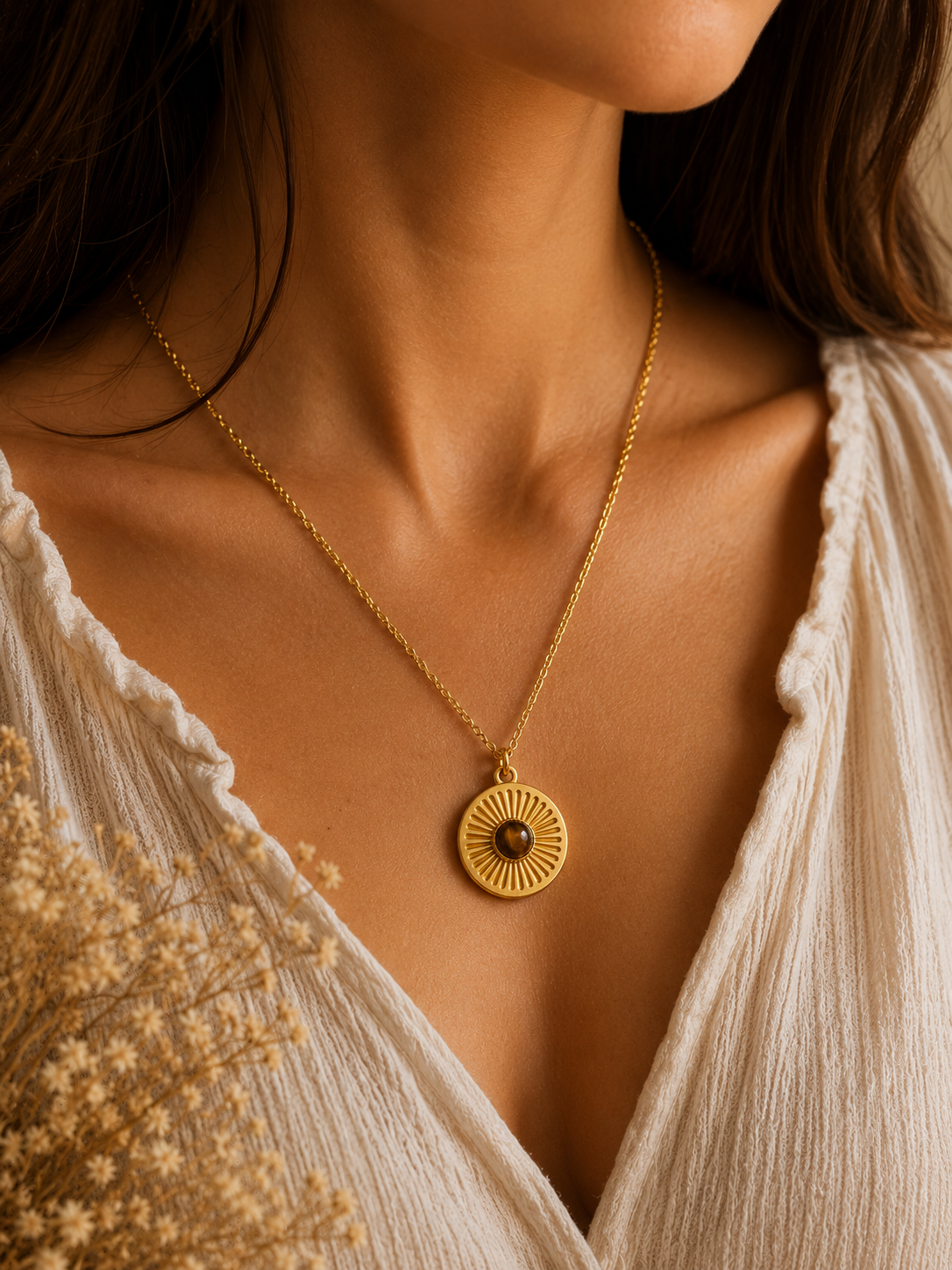 Collier Zirka doré – Œil de Tigre